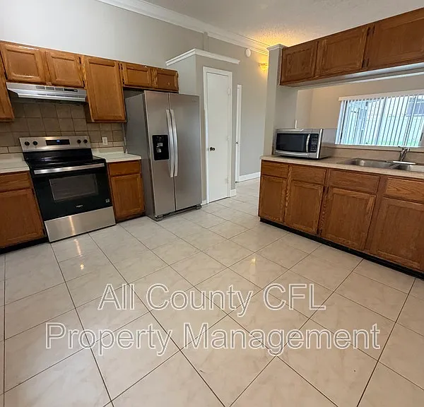 12178 Blackheath Cir — Photo 2