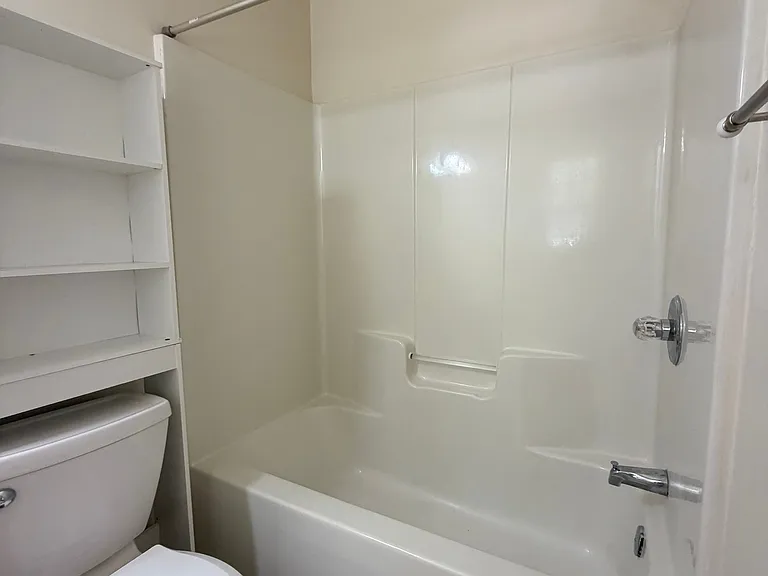 4832 Lighthouse Ct — Photo 22