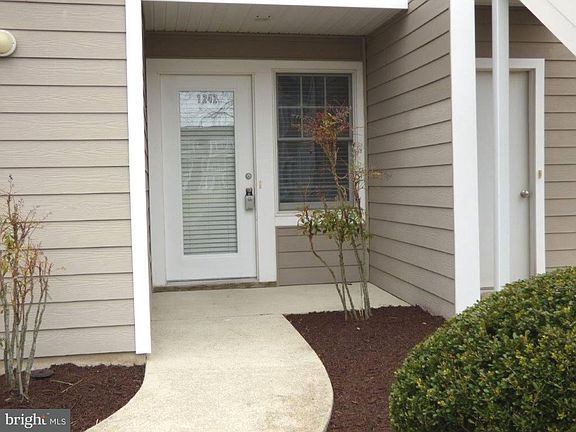 4th image of 38271 Bay Vista Dr APT 1242