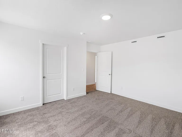 2035 N High Uintas Ln — Photo 31