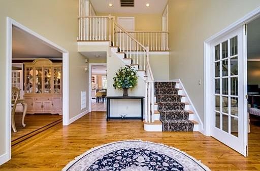 4th image of 6 Cornerstone Dr