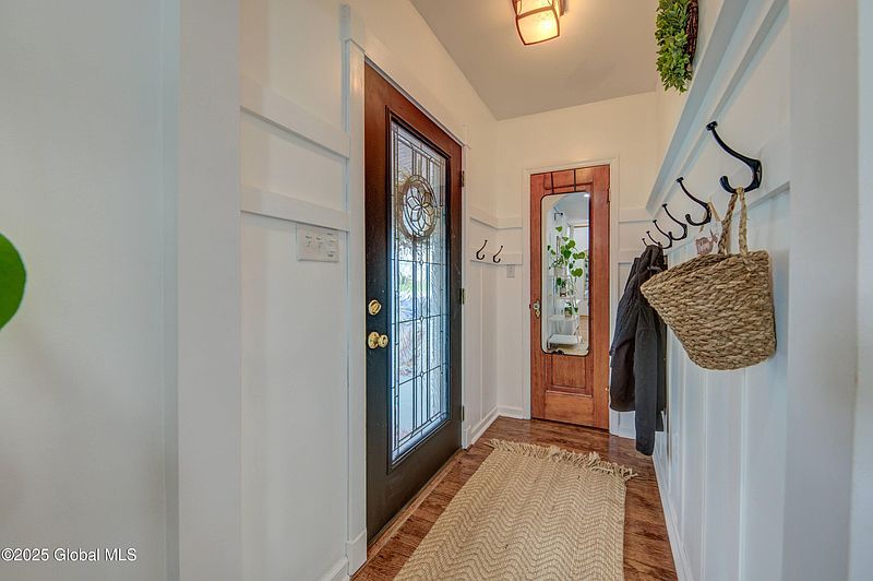 4th image of 1436 Baker Avenue