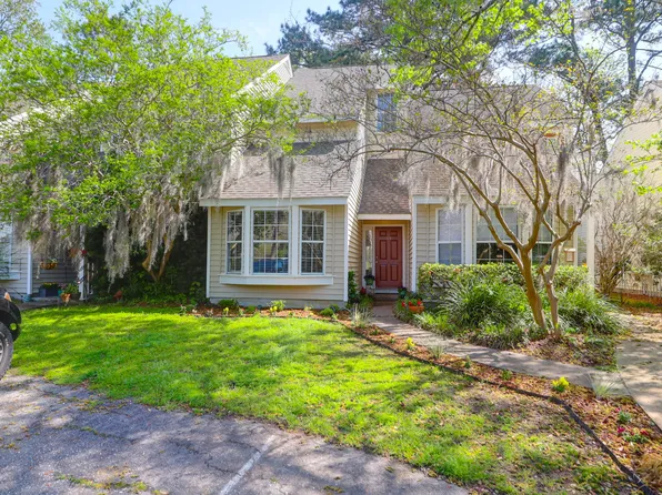 14 Town Park Ln APT B, Charleston, SC 29412