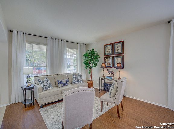 3rd image of 2064 Heaton Hall Dr