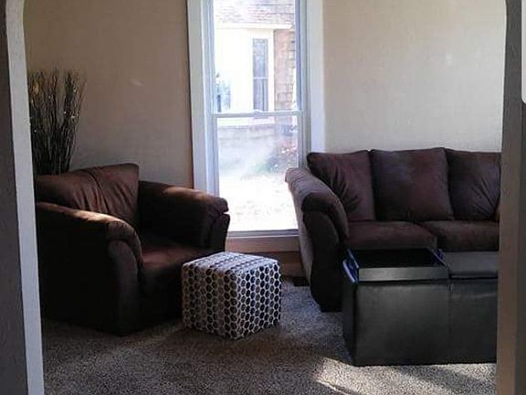 4th image of 229 Burnam St