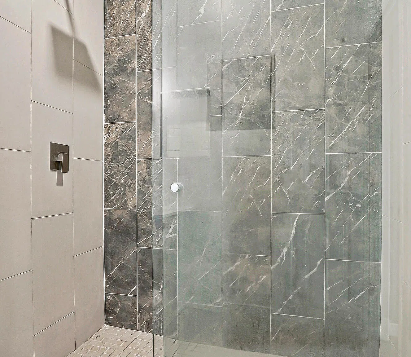 3 bed, 2.0 bath, 1670 sqft, $1,850 — Photo 4