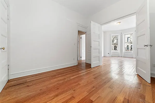 Rented by 346 Realty Group LLC | media 2