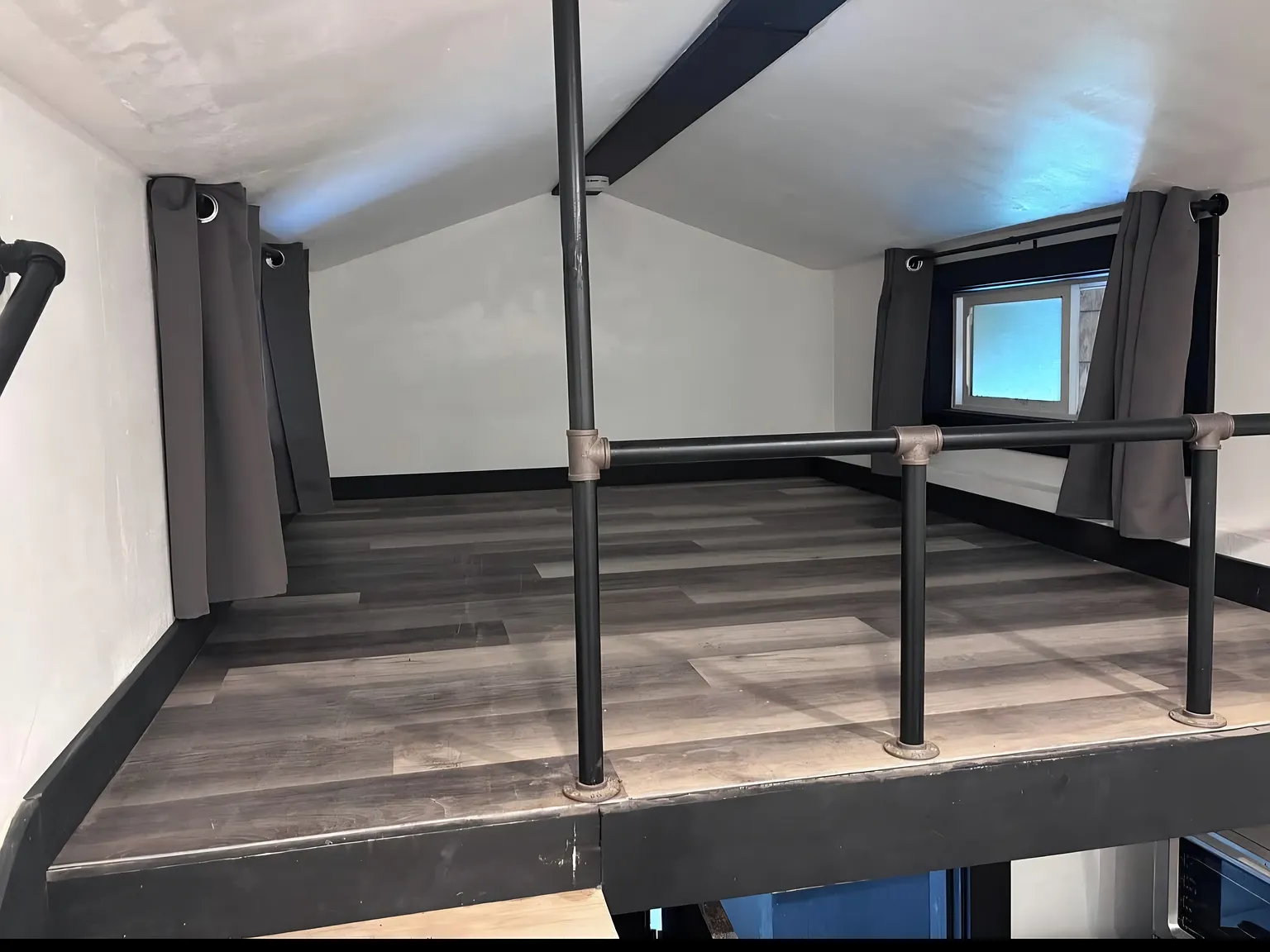 1 bed, 295 sqft, $1,550 — Photo 4