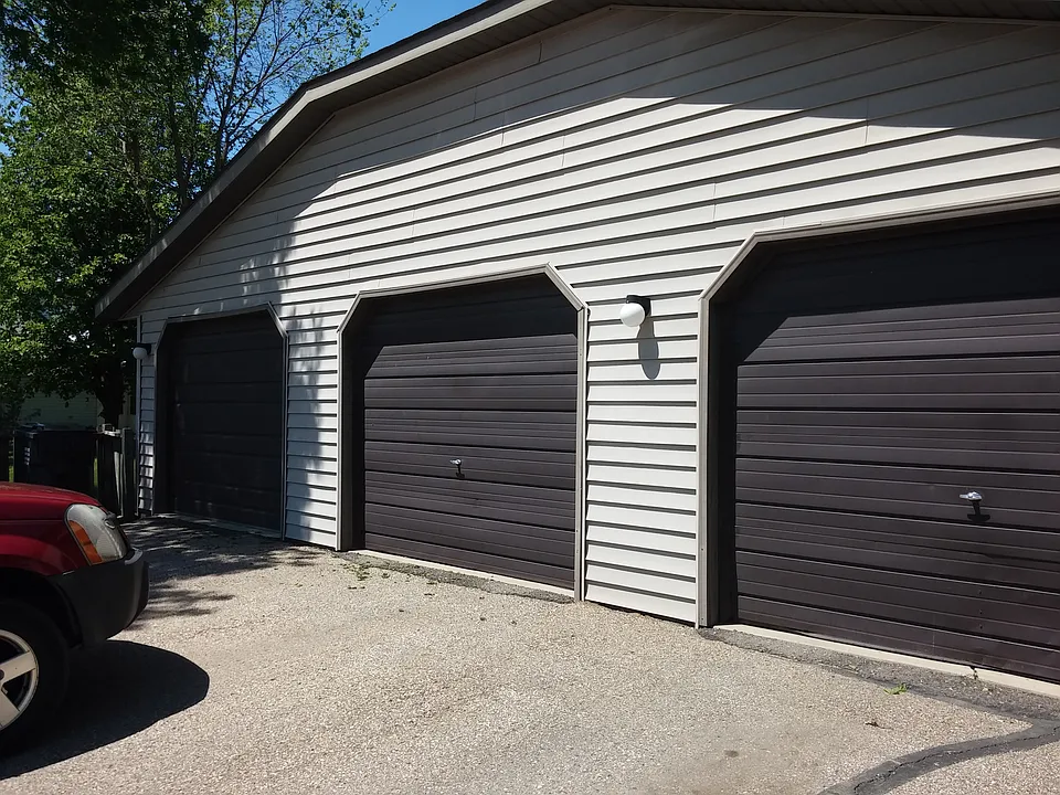 1007 Boxelder Ave #3
