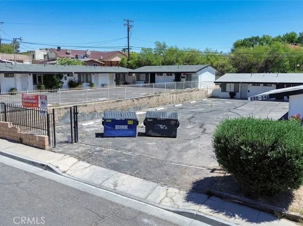 518 W Fredricks St, Barstow, CA 92311