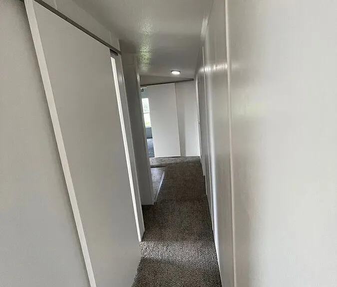 108 Court Dr — Photo 8