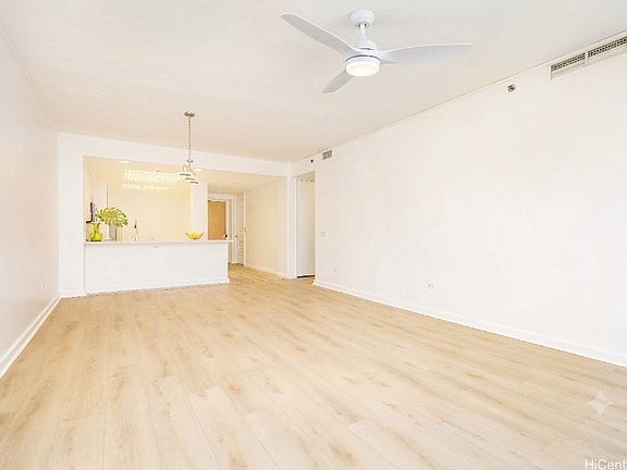 2nd image of 1 Keahole Pl APT 2511