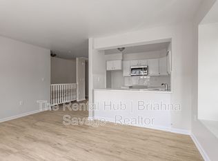 17 Bowman Ave APT B, Pt Chester, NY 10573