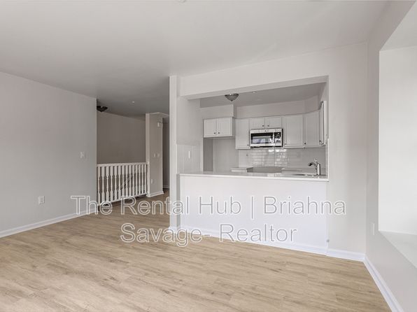 17 Bowman Ave APT B