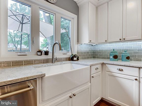 5th image of 7619 Virginia Ave