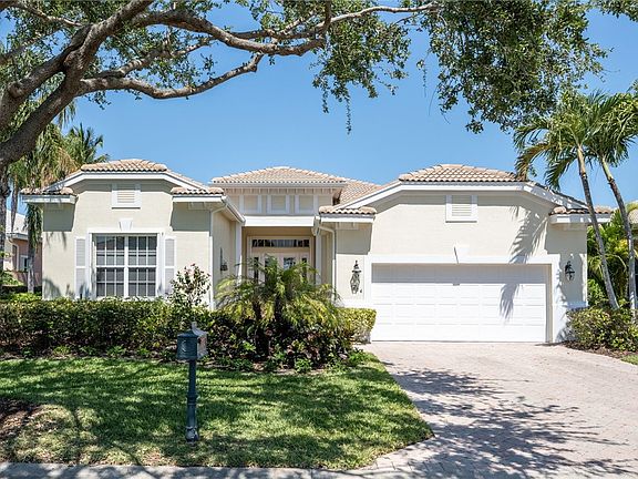 3rd image of 1264 W Island Club Sq