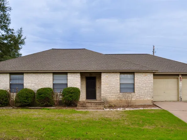 8304 Red Willow Dr, Austin, TX 78736