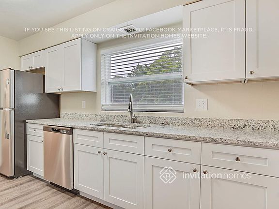 5th image of 3420 Portersfield Rd