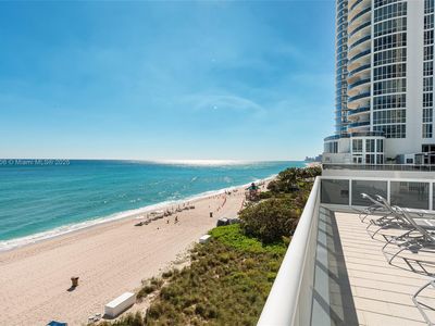 15901 Collins Ave APT 3403, Sunny Isles Beach, FL, 33160