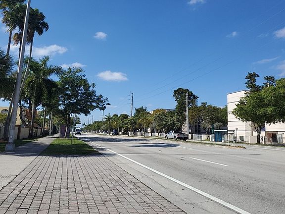 5th image of 6950 Miami Gardens Dr APT 2-311