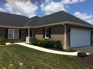 30 Jenna Ln, Fishersville, VA 22939