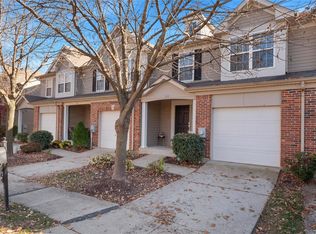 313 Montclair Tower Dr, Saint Charles, MO 63303