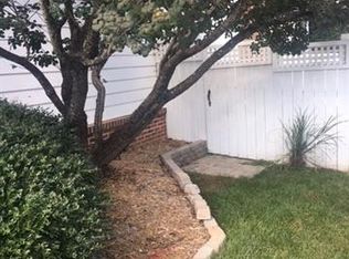 101 Westside Dr, Chapel Hill, NC 27516