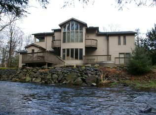 116 Antler Rd, Cresco, PA 18326