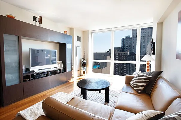 Sold by Town Residential | media 13