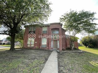 1133 Finch Cir, Midlothian, TX 76065