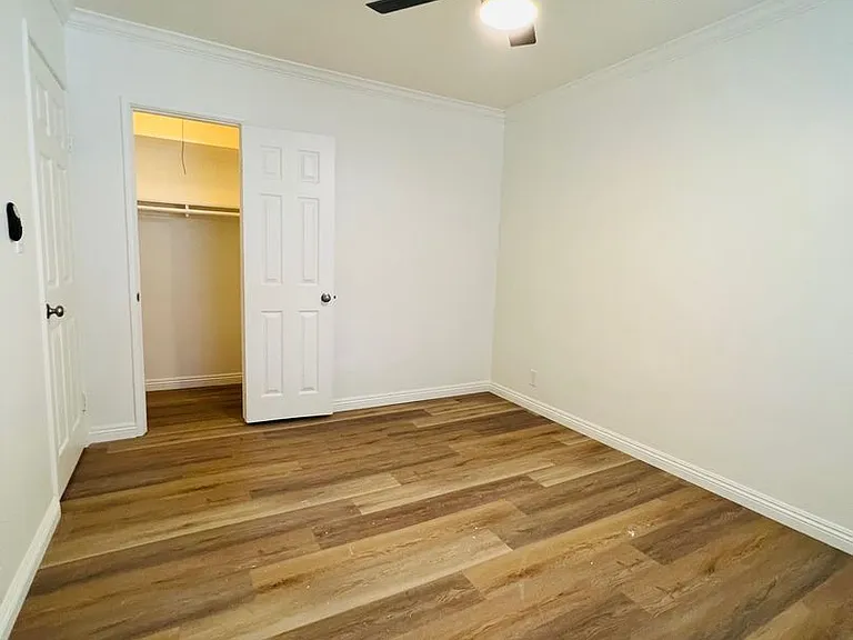 4040 Palmwood — Photo 11