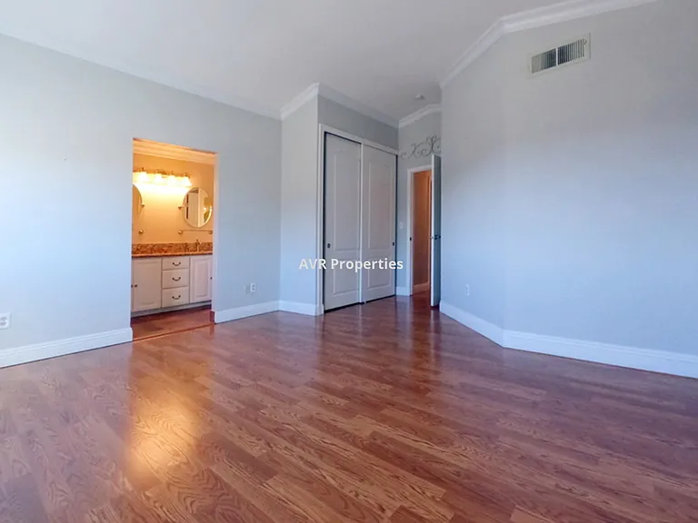 1337 Morning Glory Cir — Photo 4