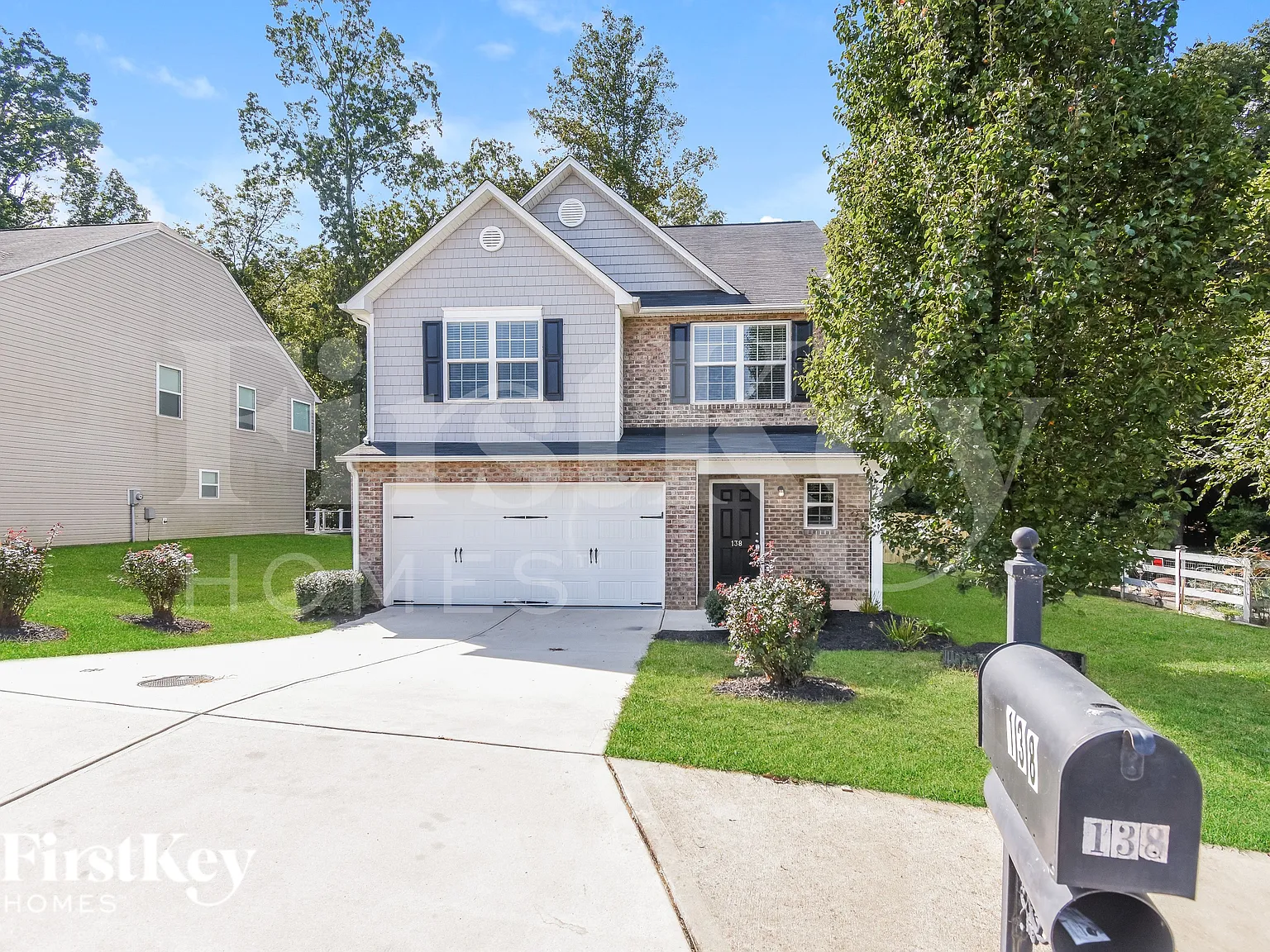 3 bed, 2.5 bath, 2104 sqft, $2,430 — Photo 1