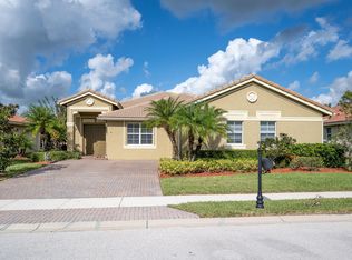6354 Astor Pl, Vero Beach, FL 32966