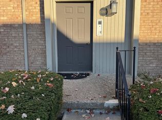 1709 E Forteen Mile Rd UNIT A, Birmingham, MI 48009