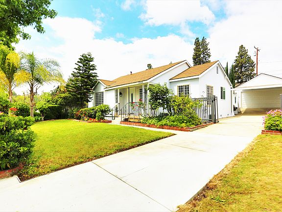 2nd image of 2329 Hathaway Ave