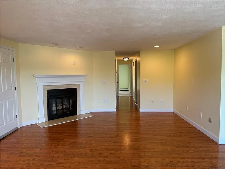 29 Swan Ct — Photo 15