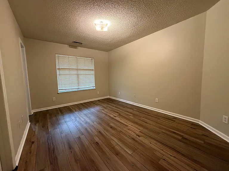 2936 B Mulberry Ln #1 — Photo 11