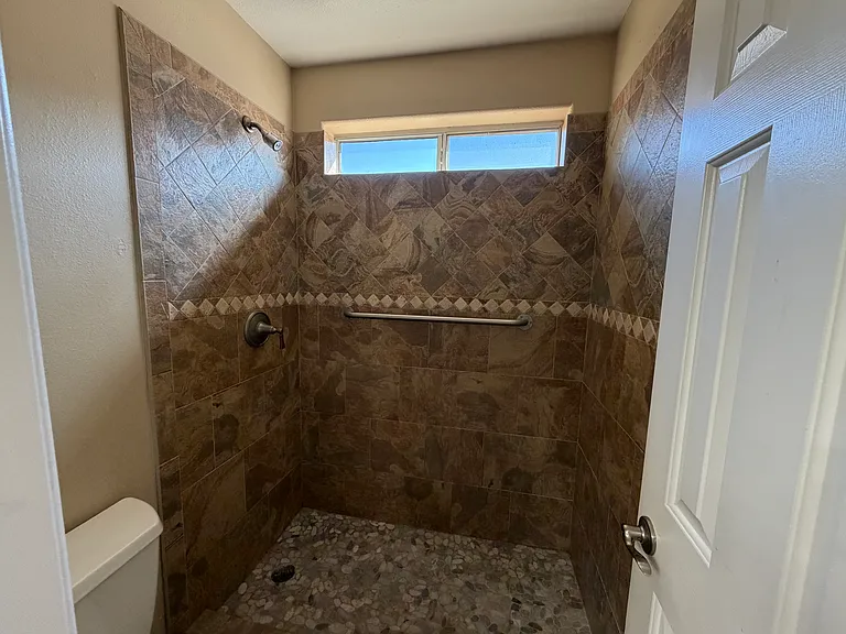 2108 Sunset Vista Ave — Photo 5