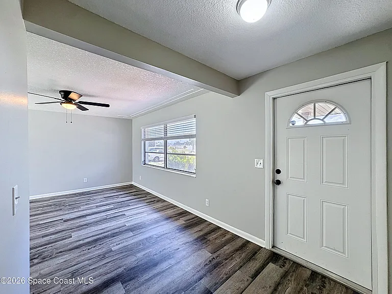 1525 Polaris St — Photo 7