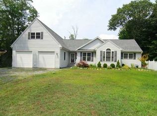 39 Glenco Rd, Warwick, RI 02889