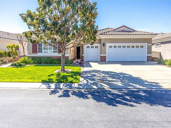 2nd image of 973 Ironwood Rd