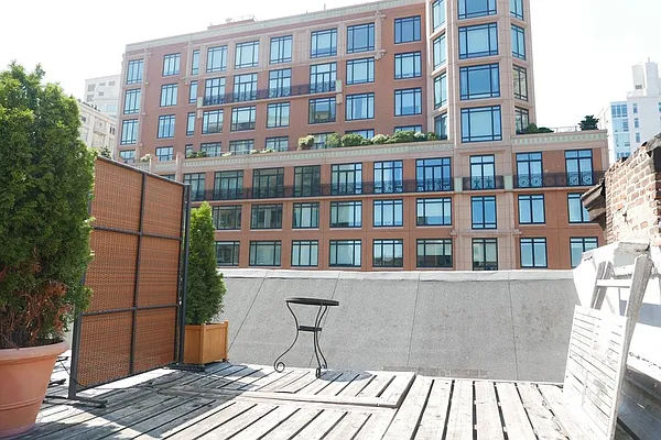 Rented by JK Dansar Corp | media 65