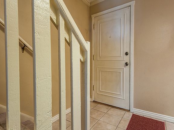 3rd image of 4548 S Woodduck Ln