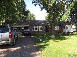 46724 265th St, Sioux Falls, SD 57107