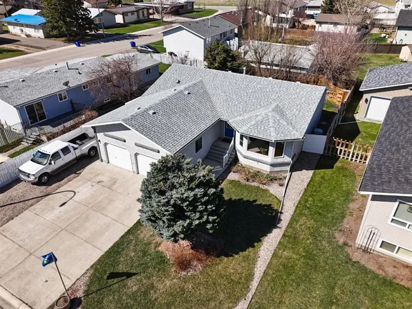 5307 2a St E, Claresholm, AB T0L 0T0