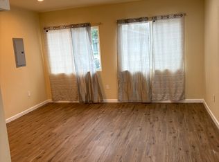 797 W Hawthorne St, Rialto, CA 92376