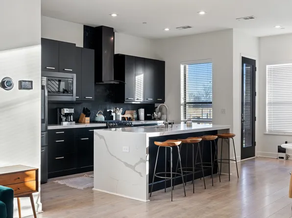 2000 Park Ave #102, Dallas, TX 75215
