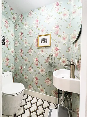 Sold by Compass | media 9