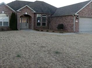 109 Hoss St, Centerton, AR 72719